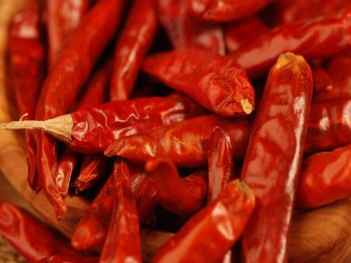 Chilis Gewürz, ganz, 1.Qualität, Schärfegrad 7 ( 10 ) , zum Kochen und Einlegen, 50g
